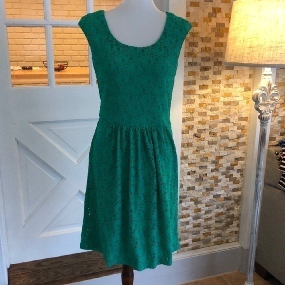 Ronni Nicole sleeveless lace dress - Picture 2 of 8